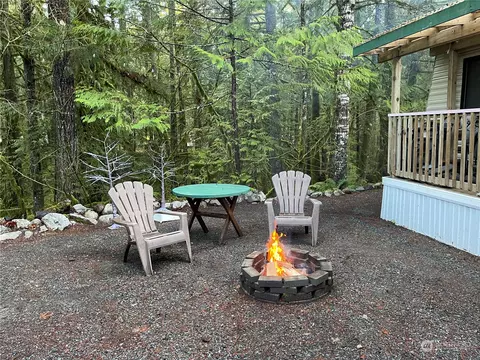 18 Drial Loop, Deming, WA 98244 photo 5