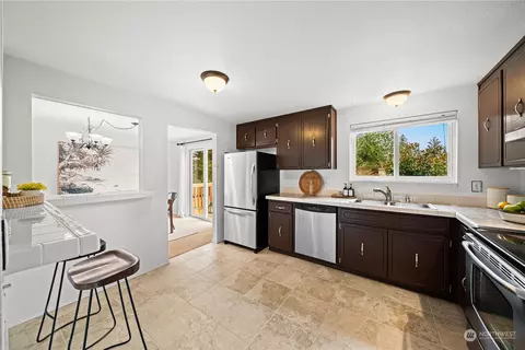 16521 26th Ave SE, Bothell, WA 98012 photo 9