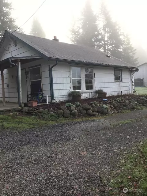 158 Walhaupt Rd, Onalaska, WA 98570
