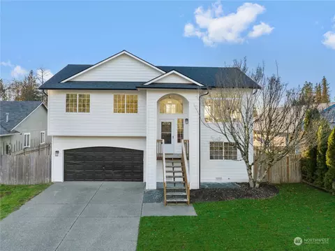 906 E Galena St, Granite Falls, WA 98252