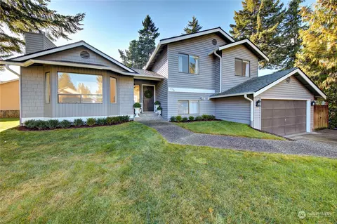 470 NW Fairwood Way, Bremerton, WA 98311