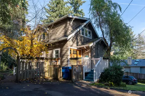 10916 Linden Ave N, Seattle, WA 98133