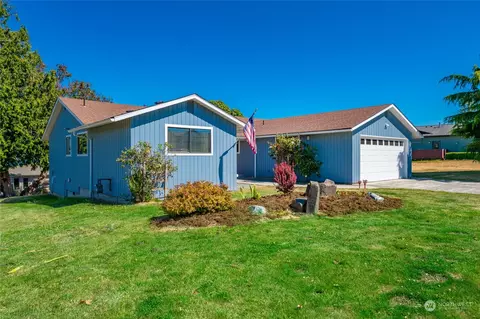 8060 Niska Rd, Blaine, WA 98230