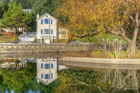 1561 Rosario Rd, Eastsound, WA 98245