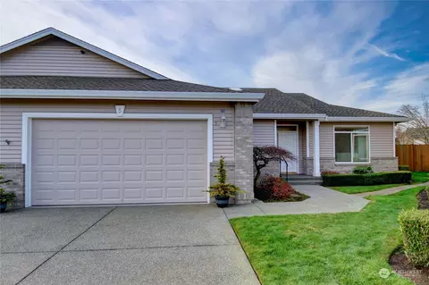 4632 148th St SW #5, Lynnwood, WA 98037