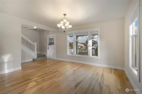 2422 Maple St, Everett, WA 98201 photo 5