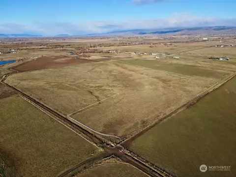 100000 Nn Lyons Rd, Ellensburg, WA 98926