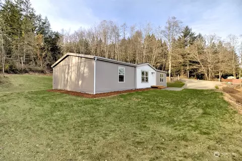 20022 14th St SW, Lakebay, WA 98349