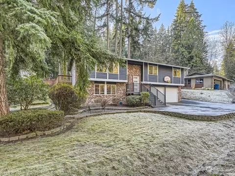 18051 NE 156 St, Woodinville, WA 98072