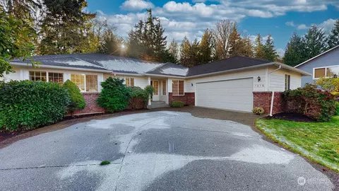 1016 Joanna Ln, Camano Island, WA 98282