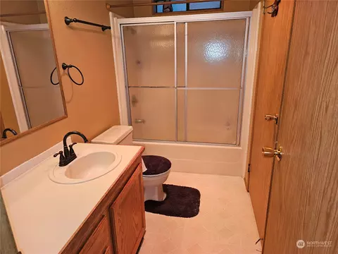 2620 304th St E, Roy, WA 98580 photo 8