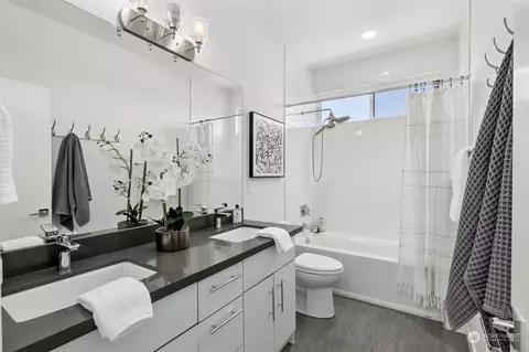 2605 E Ward St, Seattle, WA 98112 photo 32