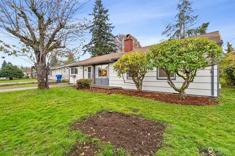 7126 86th St SW, Lakewood, WA 98499