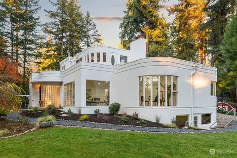 2800 122nd Pl NE, Bellevue, WA 98005
