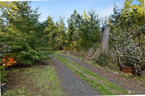 292 E Mcmickin Rd, Shelton, WA 98584