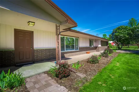 201 No 6 Rd, Ellensburg, WA 98926