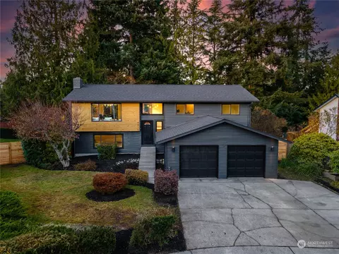 4915 100th Pl SW, Mukilteo, WA 98275