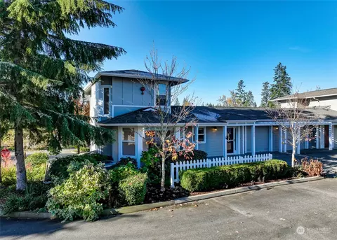 22464 SE 37th Ter #2342, Issaquah, WA 98029