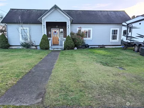 1301 W Young St, Elma, WA 98541