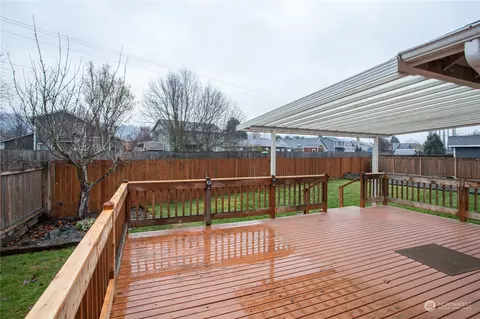 304 Orting Ct NW, Orting, WA 98360 photo 33