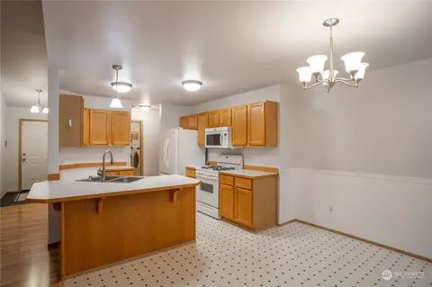 304 Orting Ct NW, Orting, WA 98360 photo 7