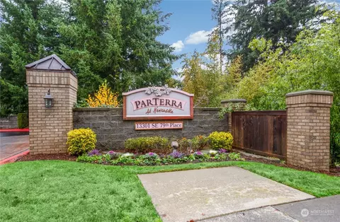13301 SE 79th Pl #A 102, Newcastle, WA 98059