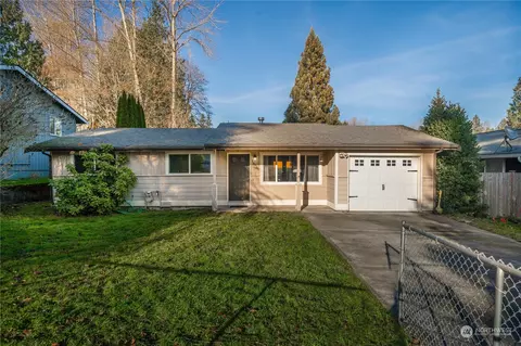 16930 SE 252nd Pl, Covington, WA 98042