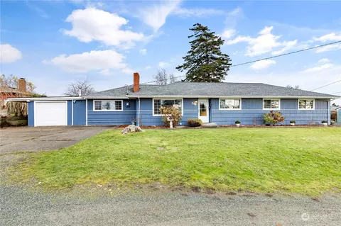 268 SE Quaker St, Oak Harbor, WA 98277
