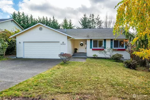 1212 Lotus Ln, Freeland, WA 98249