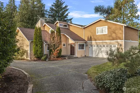 3307 168th St SE, Bothell, WA 98012