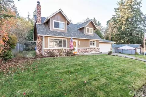 3055 Aegean Blvd NE, Bremerton, WA 98311
