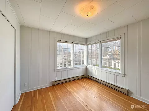 251 W Spruce St, Sequim, WA 98382 photo 9