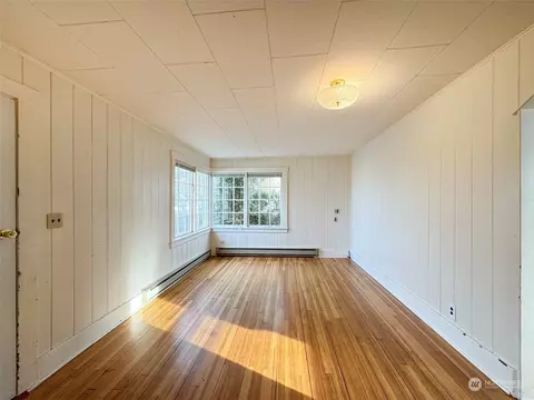 251 W Spruce St, Sequim, WA 98382 photo 6