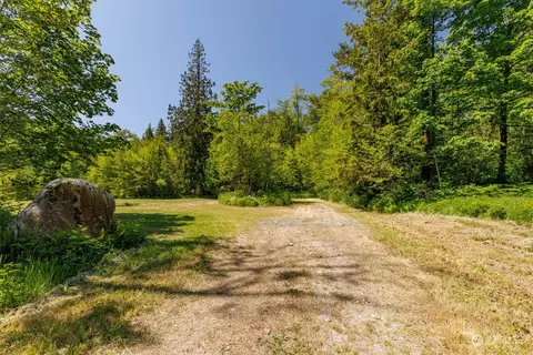 9593 Freedom Pl, Blaine, WA 98230