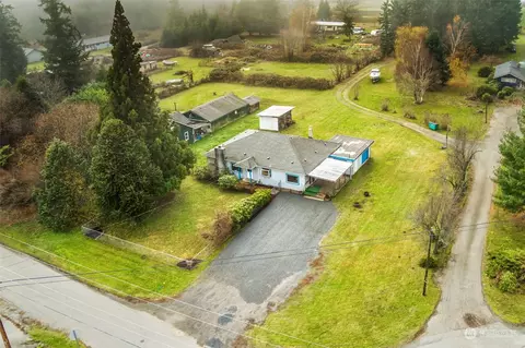 10 Walker St, Quilcene, WA 98376
