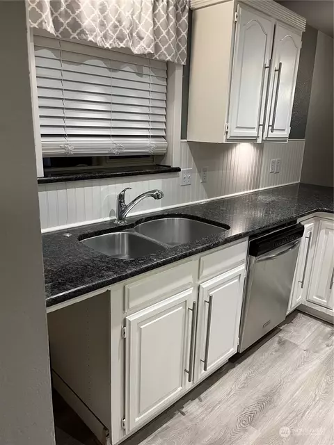 8173 Van Buren Rd, Everson, WA 98247 photo 4