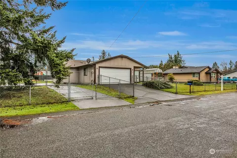 17225 9th Ave E, Spanaway, WA 98387