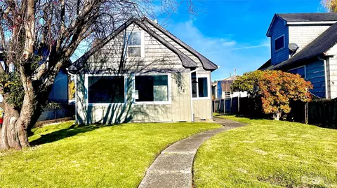 1812 Bay Ave, Aberdeen, WA 98520