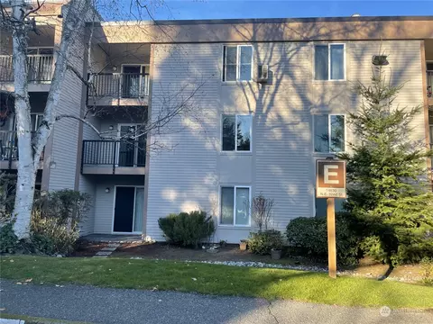 14630 NE 32nd St #E14, Bellevue, WA 98007