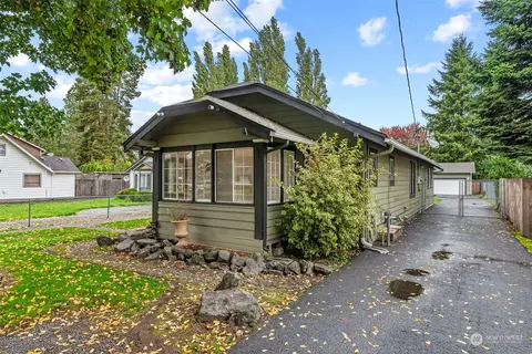 3028 Pennsylvania St, Longview, WA 98632