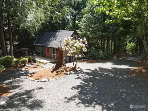 241 E Ashwood Ln, Shelton, WA 98584