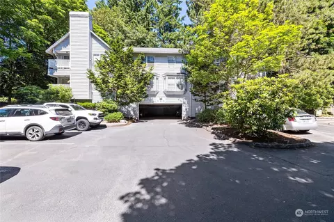 7601 Concord Ln NE #E 204, Bremerton, WA 98311