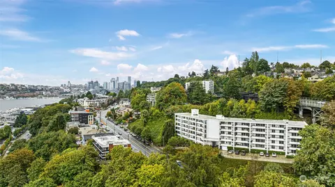 2565 Dexter Ave N #405, Seattle, WA 98109