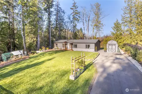 12100 NE Philip Pl, Kingston, WA 98346