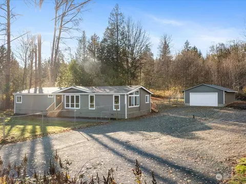 14818 NE 2nd Ave, Marysville, WA 98271