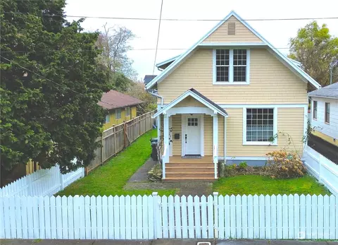 626 Eklund Ave, Hoquiam, WA 98550