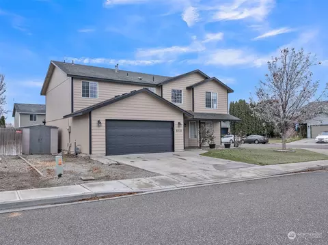 8312 Orcas Dr, Pasco, WA 99301