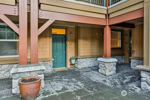 1000 Cabin Creek Ln SW #C106, Issaquah, WA 98027