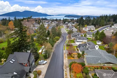 2319 Oregon Ave, Anacortes, WA 98221