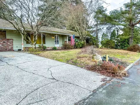 Exterior - 8618 4th Pl SE, Everett, WA 98208 photo 5 of 7